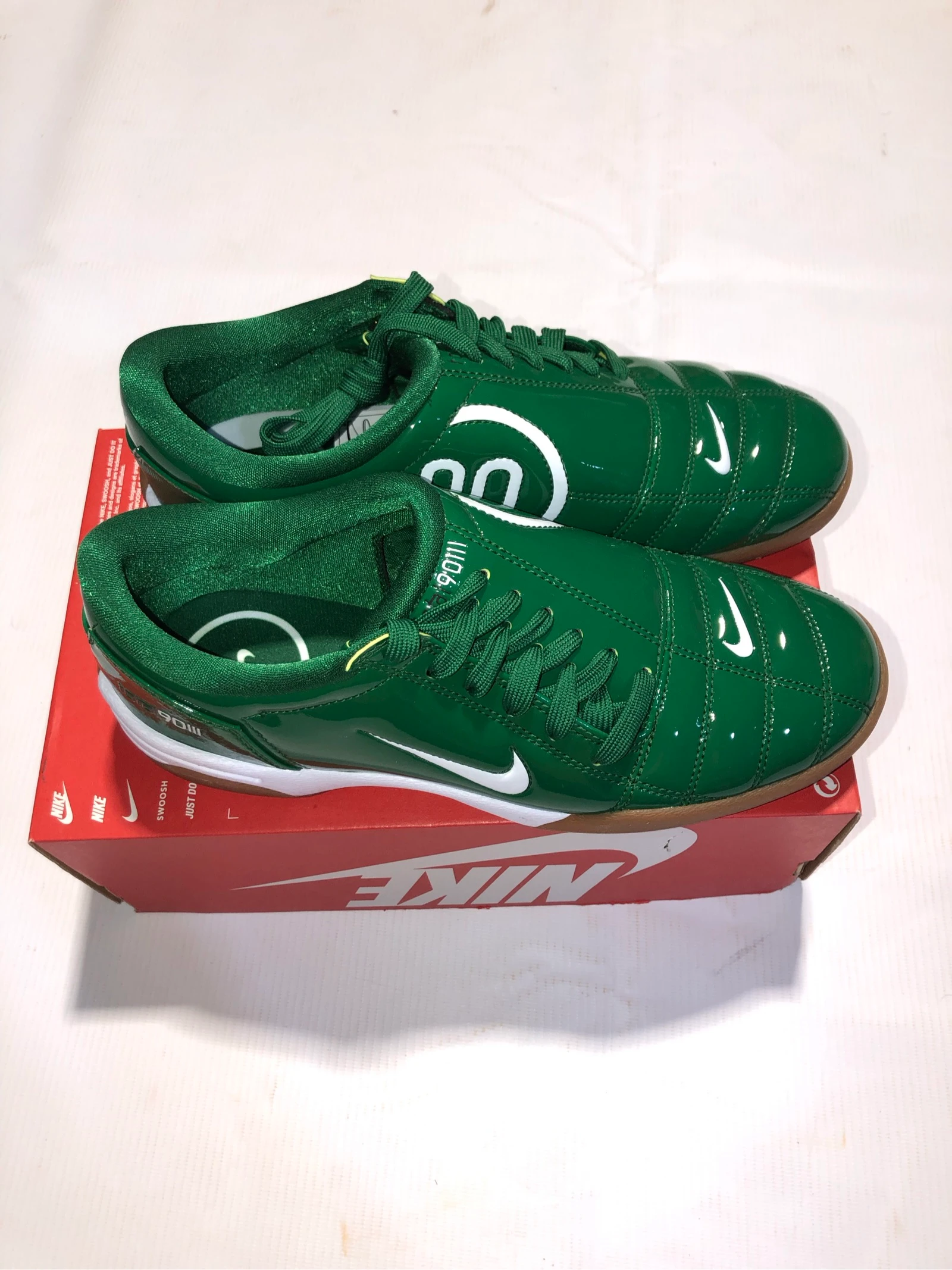 Nike total 90 pointure 40 W